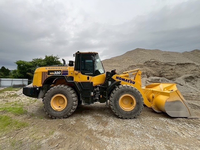 WA320-8 8791**